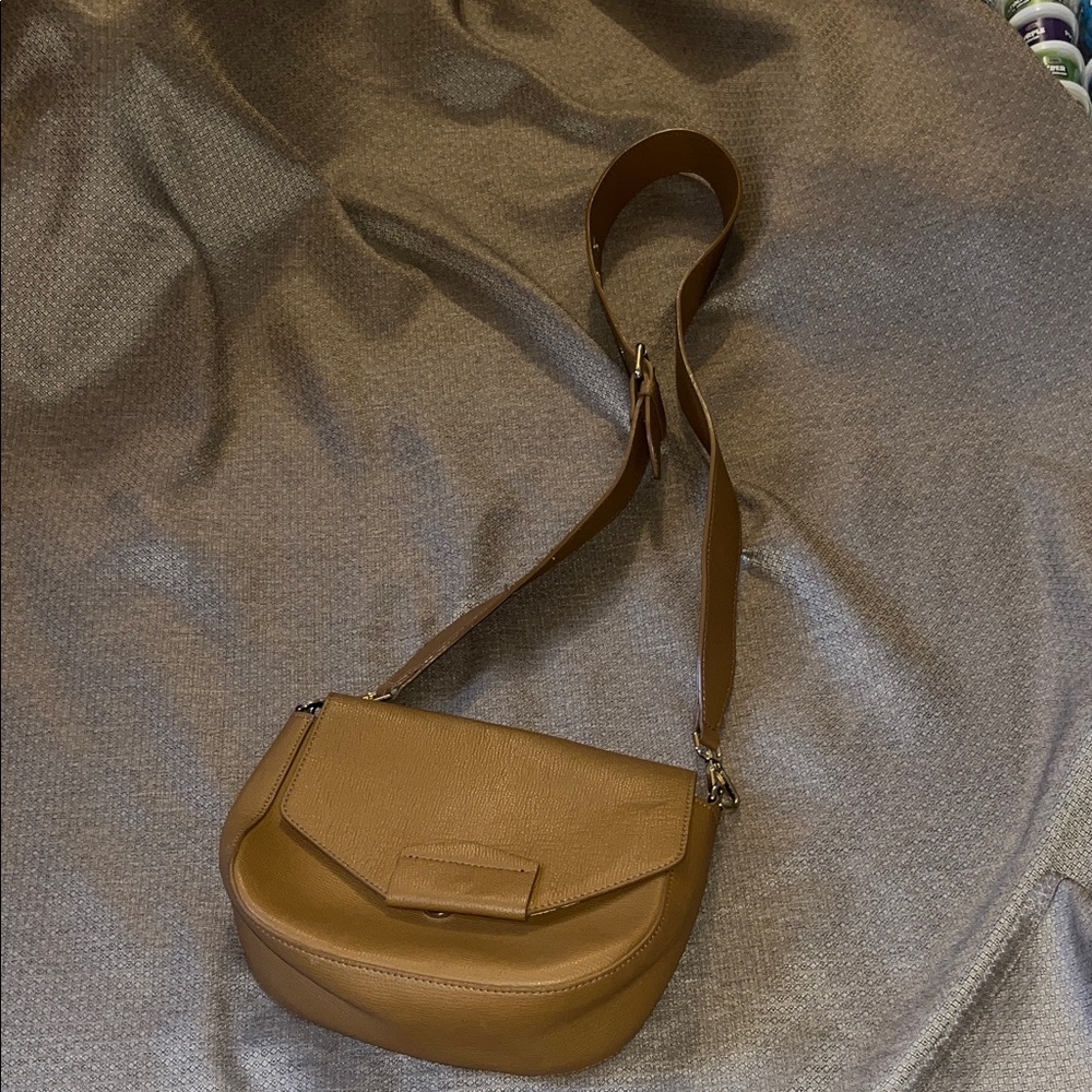INNUE brown Italy Crossbody Bag